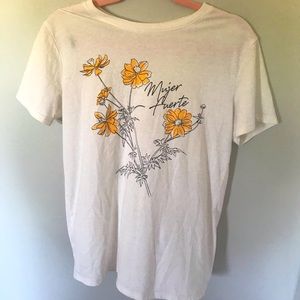 Floral T-Shirt “Mujer Fuerte”